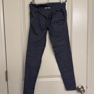 DYNE Women's Navy Leggings